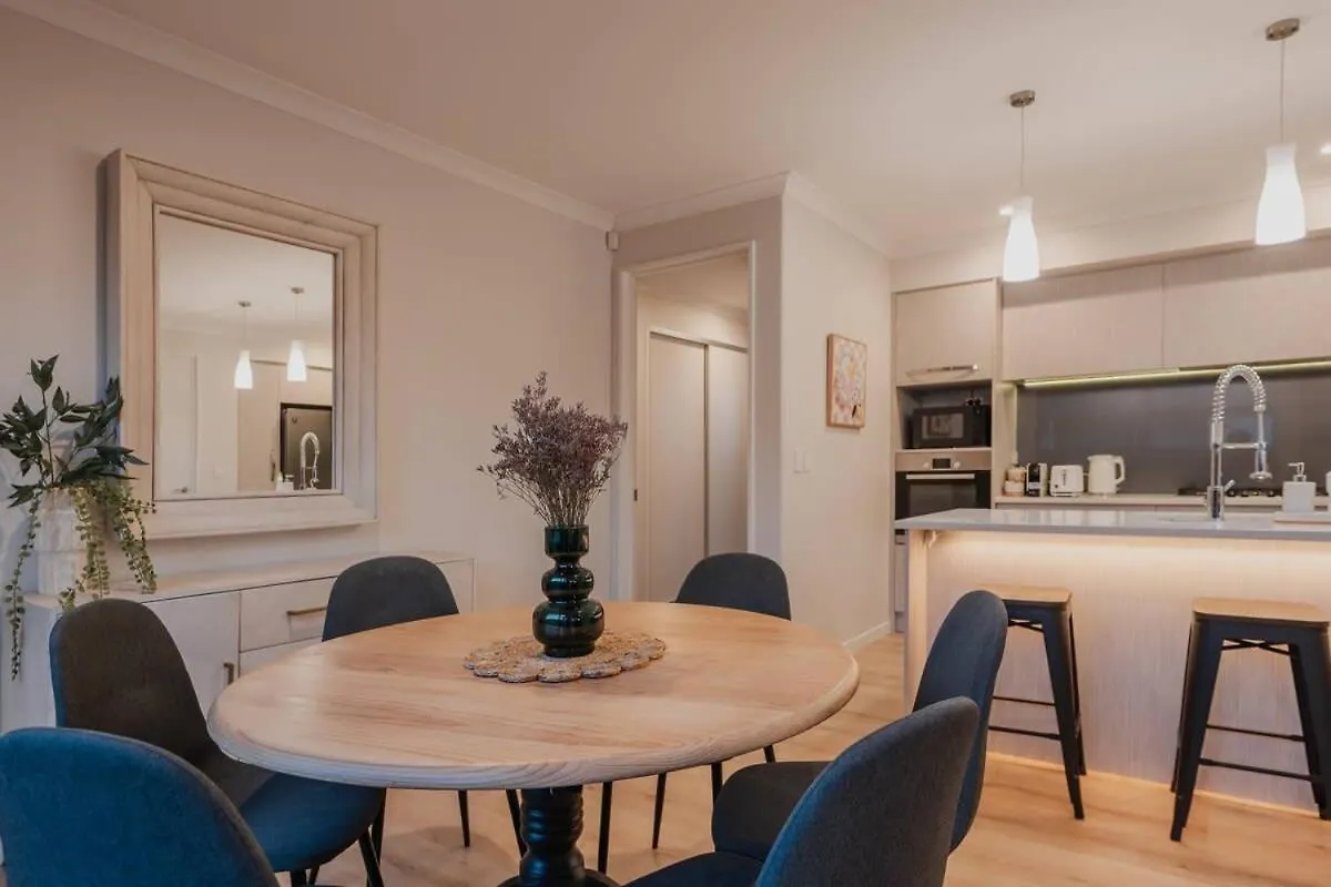 Elegant 3Br Home On Mustang Avenue Крайстчёрч 0*,
